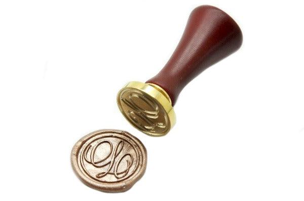Suzanne Cunningham Calligraphy L Wax Seal Stamp | Available in 4 Sizes - Backtozero B20 - 1 initial, 1.2cm, 1initial, Calligraphy, Champagne Gold, collaboration, mini, Monogram, One initial, Personalized, signature, signaturehandle, Suzanne Cunningham, tiny