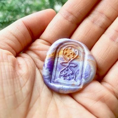 Mystical Dream Time will Heal Wax Seal Stamp - Backtozero B20 - dome, glass dome, gold, hand, hand gesture, hourglasses, Metallic, metallic purple, mystic, mystical, pearl white, sand clocks, sand glass, sand timer, signaturehandle, star, stars