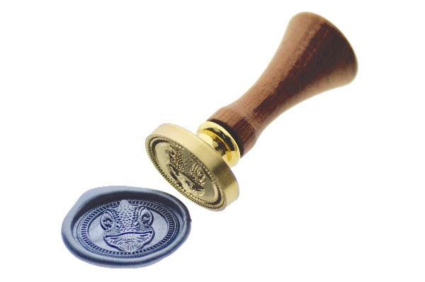 Chameleon Portrait Wax Seal Stamp - Backtozero B20 - Animal, Animal Lover, metallic grey blue, oval, Portrait, Signature, signaturehandle