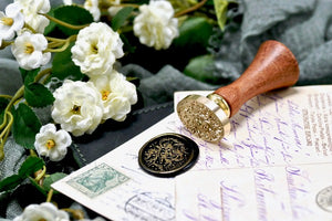 Cherubs Celebrating Wax Seal Stamp - Backtozero B20 - angel, black, celebrate, cherub, cupid, dup-review-publication, gold highlight, latin motto, Message, Signature, signaturehandle, valentine