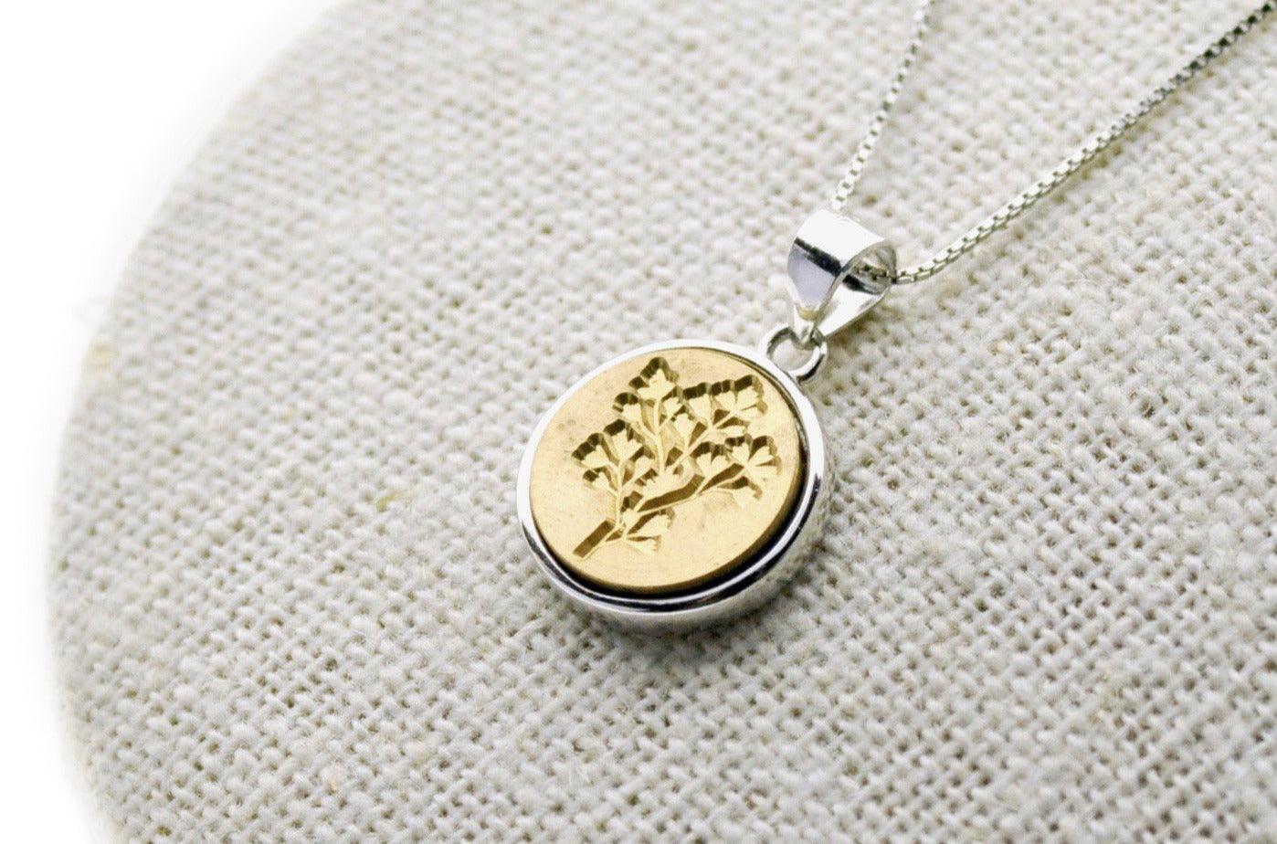 Botanical Minimal Signet Necklace - Backtozero B20 - botanic, Botanical, brass, Leaf, Leafs, Leaves, minimal, minimalnecklace, necklace, Plant, plants, signet, signet necklace, silver