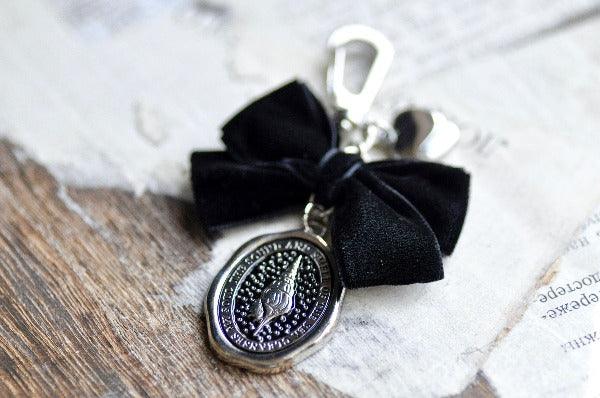 Message Wax Seal Charm Keychain Black Bow & Heart | Seashell | Soul | S - Backtozero B20 - black bow, bow, cleanses, enamel, enamel keychain, heart, her, keychain, lapel, metal, newarrivals, ribbon, seashell, Silver, soft enamel, soul, starry, velvet, wax seal
