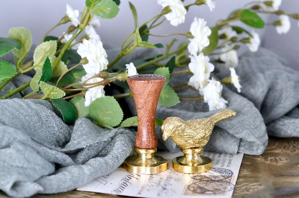 Brass Sparrow Wax Seal Handle - Backtozero B20 - Bird, brass deco, handle