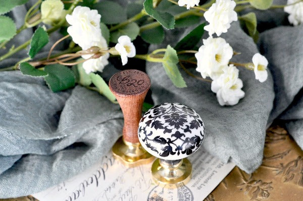 Ceramic Wax Seal Handle | Damask - Backtozero B20 - ceramic, damask, deco, handle