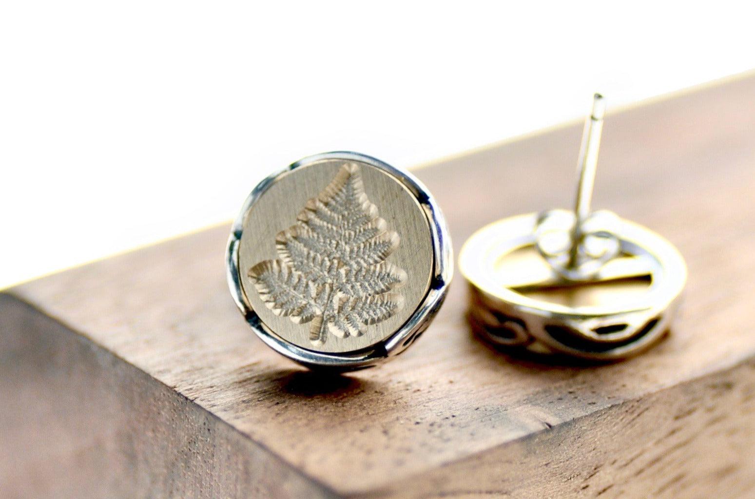 Fern Scalloped Signet Earrings - Backtozero B20 - brass, earrings, Leaf, scalloped earrings, scallopedearrings, signet, silver, stud, stud earrings