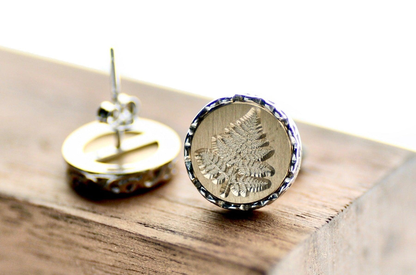 Fern Filigree Signet Earrings - Backtozero B20 - botanic, Botanical, brass, earrings, filigree, filigree earrings, filigreeearrings, Leaf, signet, silver, stud, stud earrings