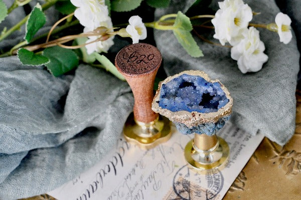OOAK Gold-Plated Blue Quartz Geode Wax Seal Handle - Backtozero B20 - Blue quartz, crystal, geode, gold plated, handle, quartz