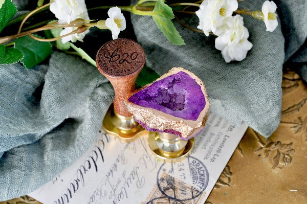OOAK Gold-Plated Purple Quartz Geode Wax Seal Handle - Backtozero B20 - crystal, geode, gold plated, handle, purple crystal, quartz