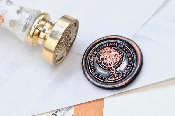 Globe Latin Motto Wax Seal Stamp | S - Backtozero B20 - antique, Bird, focus, goal, latin, latin motto, Message, never give up, Retro, Signature, signaturehandle, way