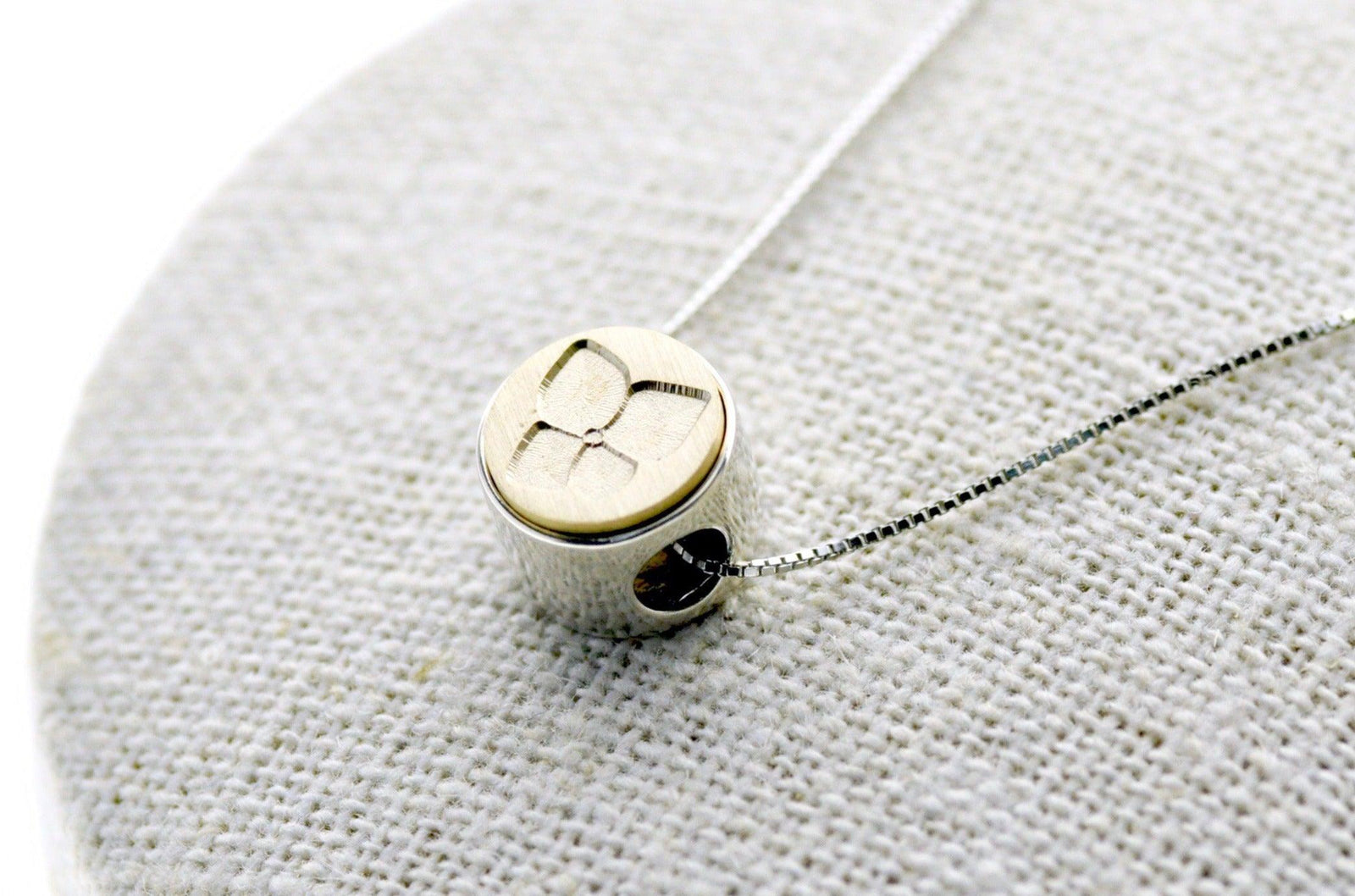 Hydrangea 2-Side Floating Signet Necklace Designed by Petra - Backtozero B20 - 10mm, 10mm necklace, 2sidenecklace, bead, botanic, Botanical, brass, charm, collaboration, floating, floral, Flower, flowers, minimal, minimalnecklace, necklace, petra, signet, signet necklace, silver