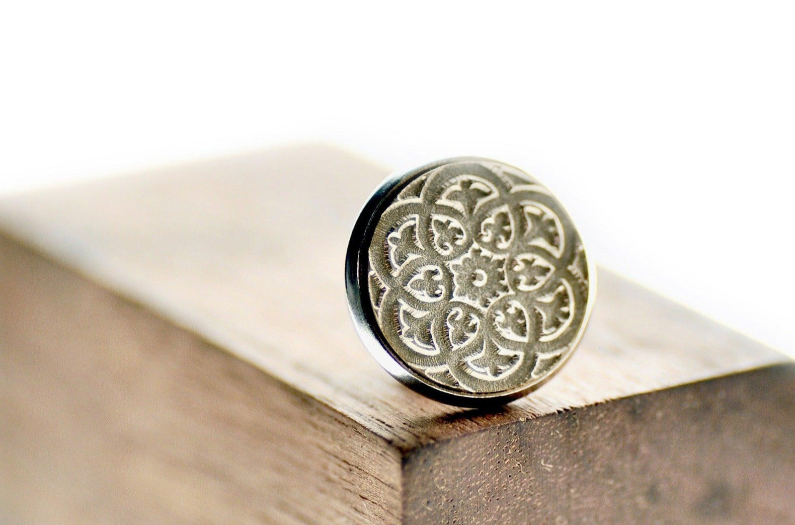 Damask Kaleidoscope Signet Pin - Backtozero B20 - 10mm, 12mm, 14mm, badge, brass, brooch, Damask, Deco, Decorative, him, pin, signet, stainless steel