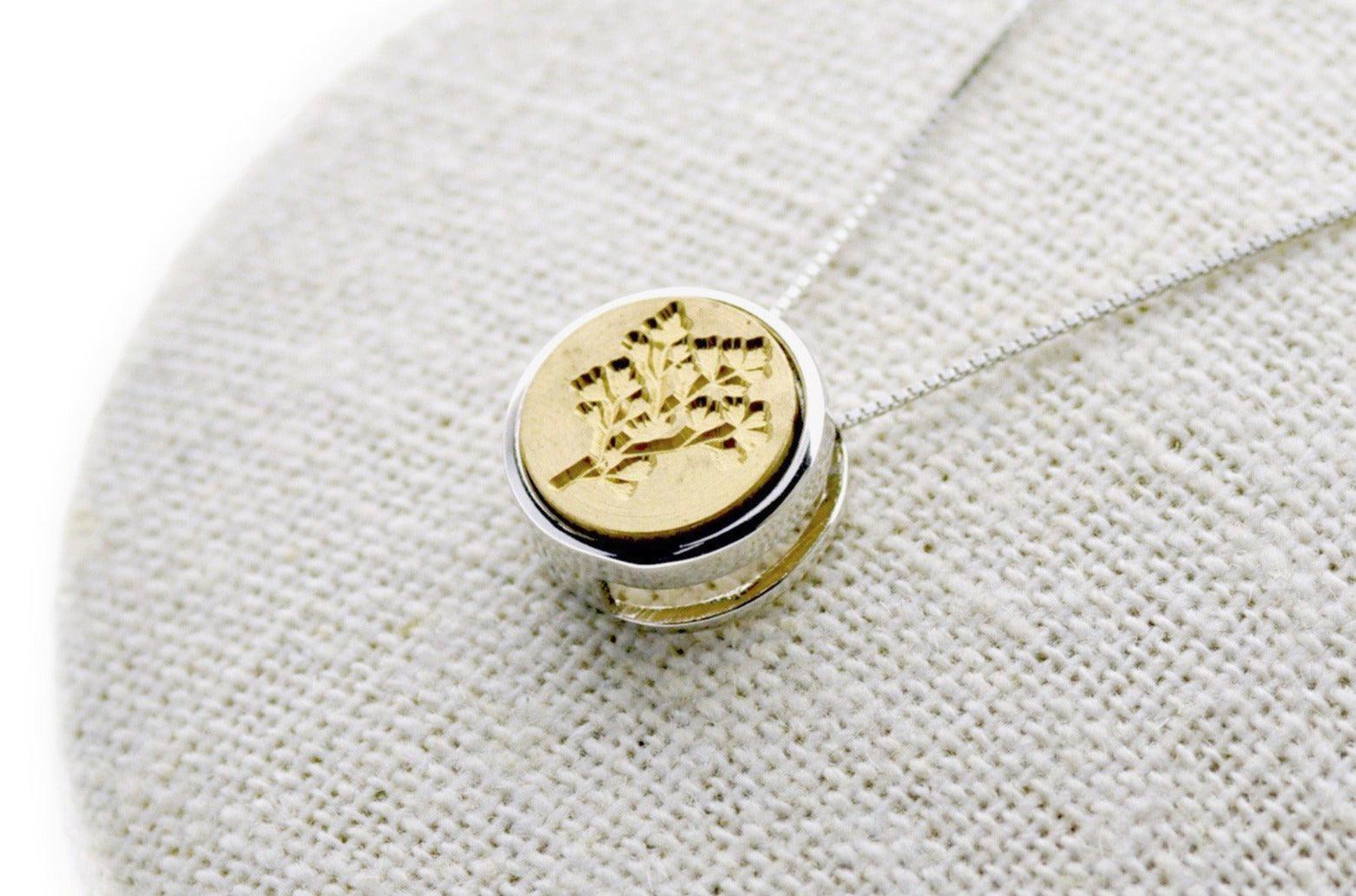 Botanical Floating Signet Necklace - Backtozero B20 - 12mm, 12mm necklace, bead, botanic, Botanical, brass, charm, floating, Leaf, Leafs, Leaves, minimal, minimalnecklace, necklace, Plant, signet, signet necklace, silver