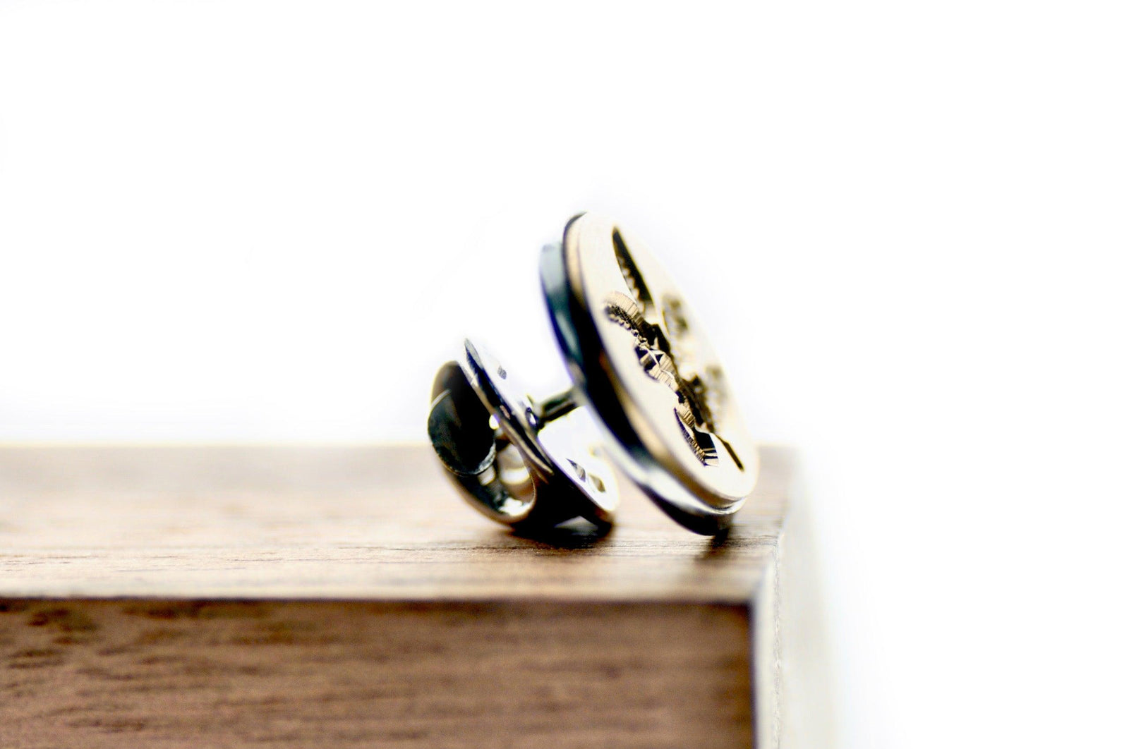 Japanese Kamon Sakaki Bell Signet Pin - Backtozero B20 - 10mm, 12mm, 14mm, badge, botanic, botanical, brass, brooch, him, Japanese, japanese family crest, Kamon, pin, Plant, signet, stainless steel