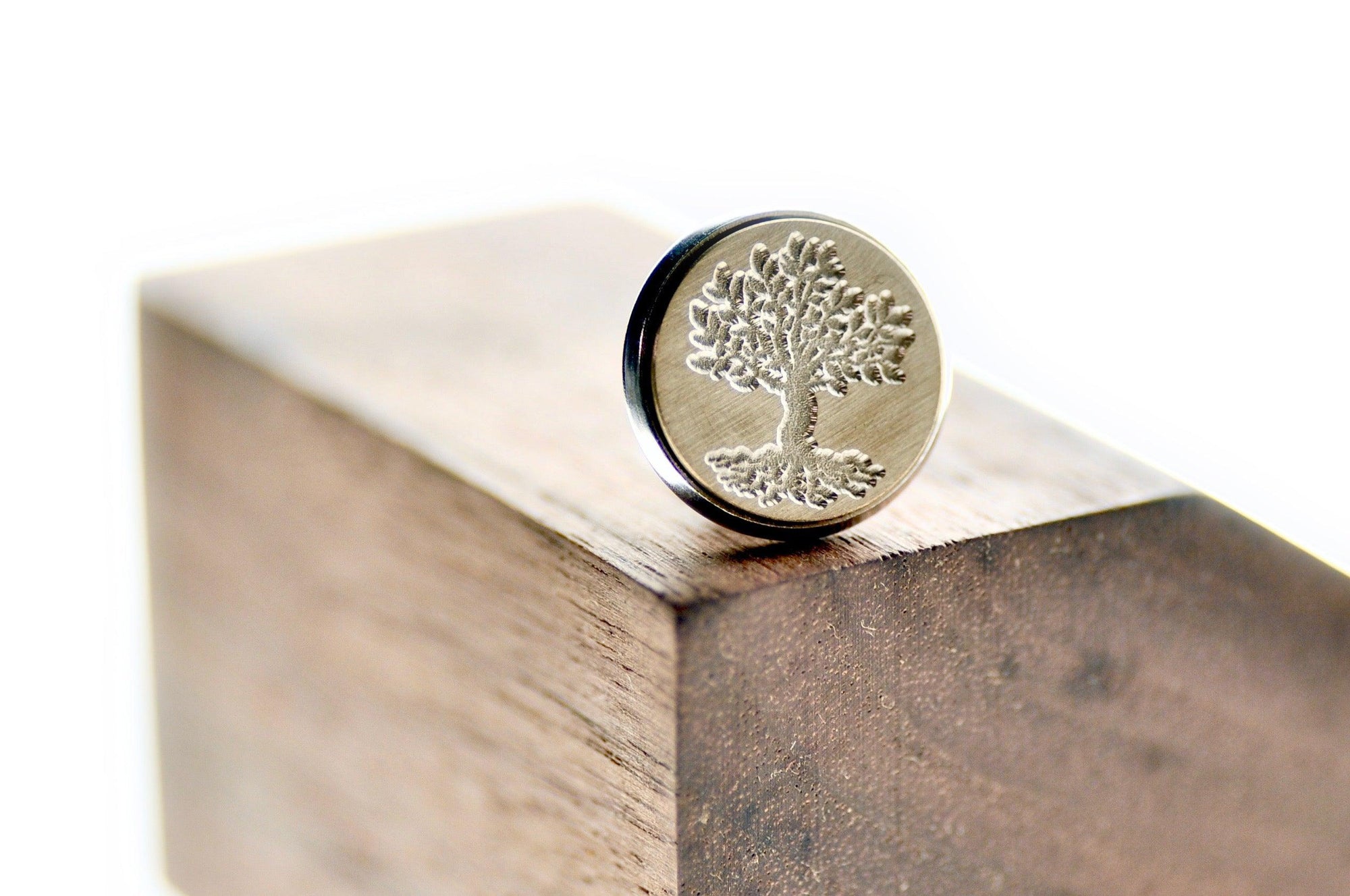 Tree of LIfe Signet Pin - Backtozero B20 - 10mm, 12mm, 14mm, badge, botanic, botanical, brass, brooch, him, pin, Plant, signet, stainless steel