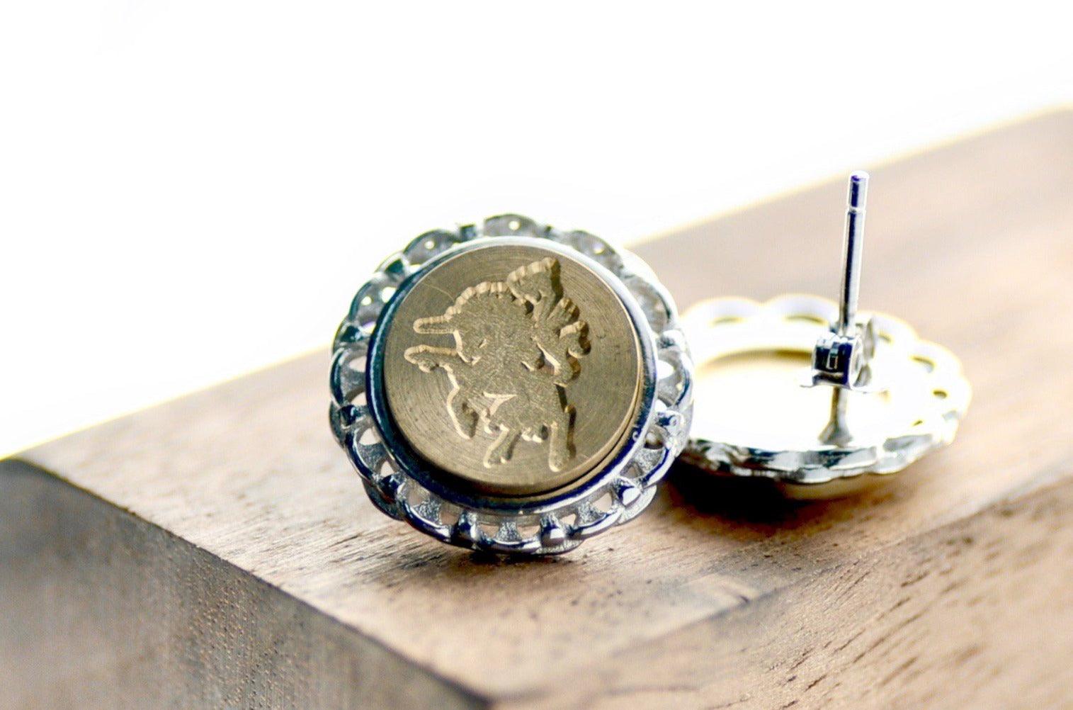 Unicorn Lace Signet Earrings - Backtozero B20 - brass, earrings, lace, lace earrings, laceearrings, signet, silver, stud, stud earrings